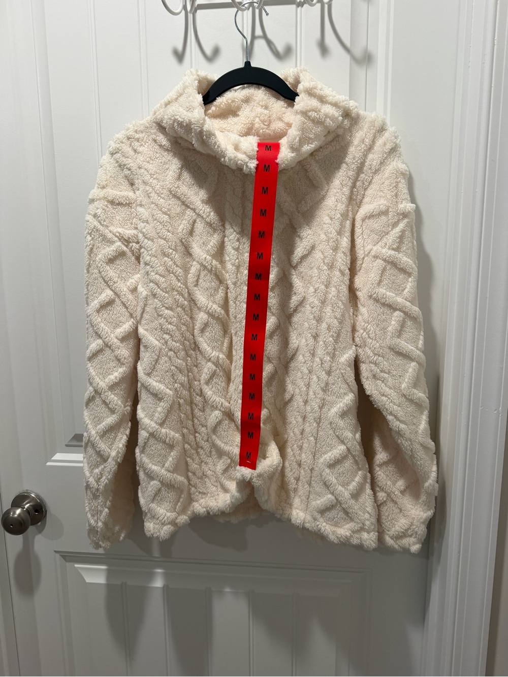 NWT Women’s Eddie Bauer Cream Cable-Knit Sherpa Pullover